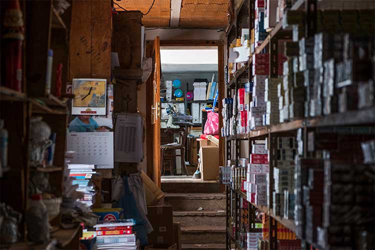 Packaging storage in backroom