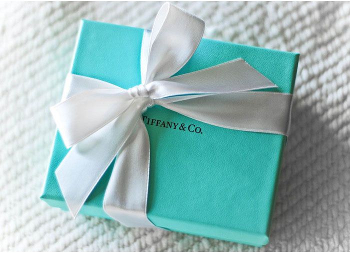 Tiffany's packaging minimal