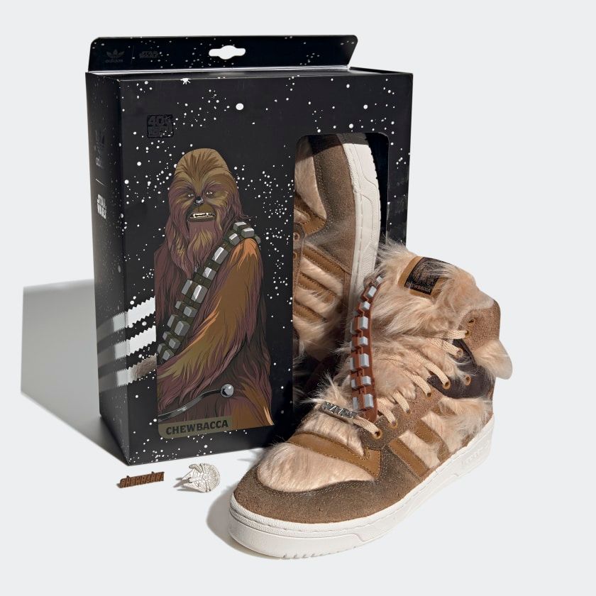 Star Wars Chewbacca shoes and packaging