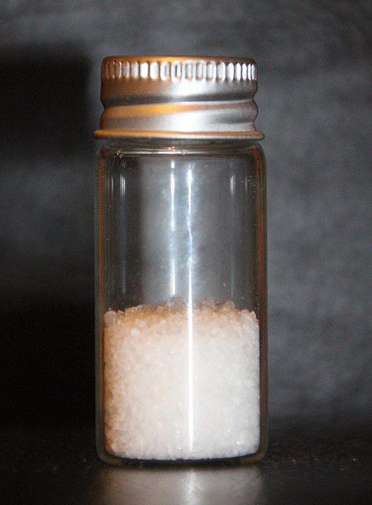 Polyvinyl alcohol in glass vial