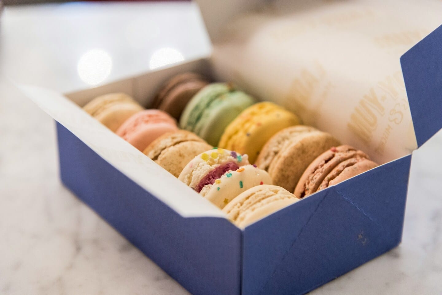 Macaron Box