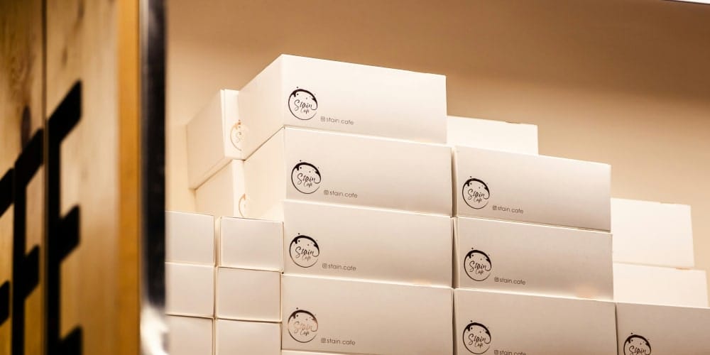 Cake & Pastry Box Packaging Inspiration That Takes the Cake
