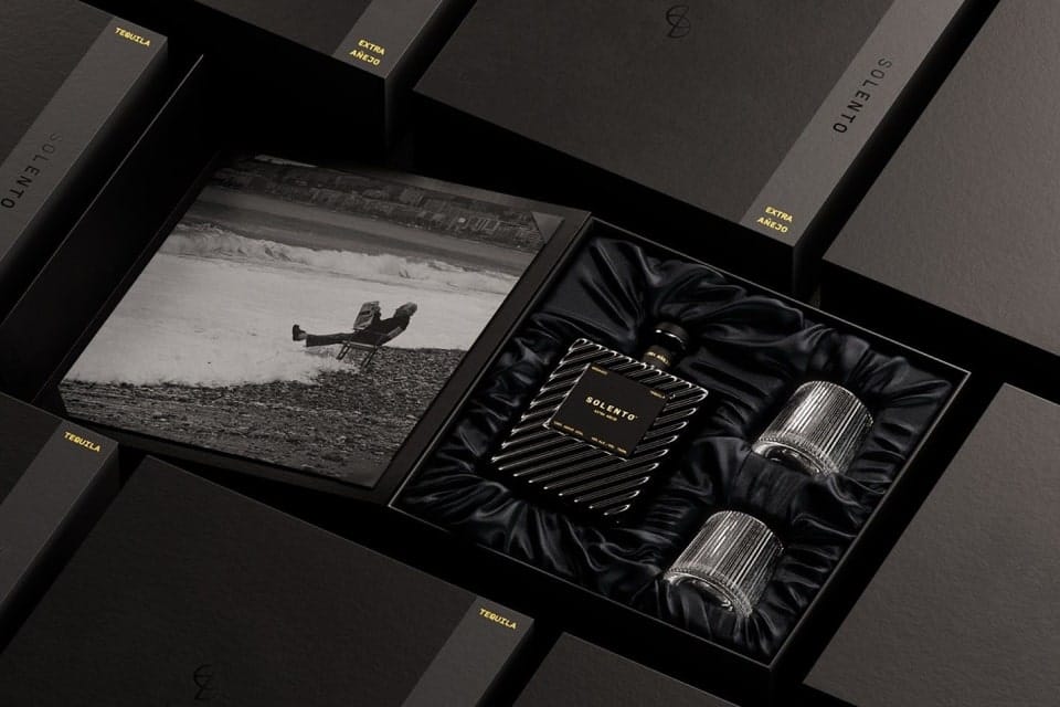 Solento Luxury Packaging Custom Insert with Satin