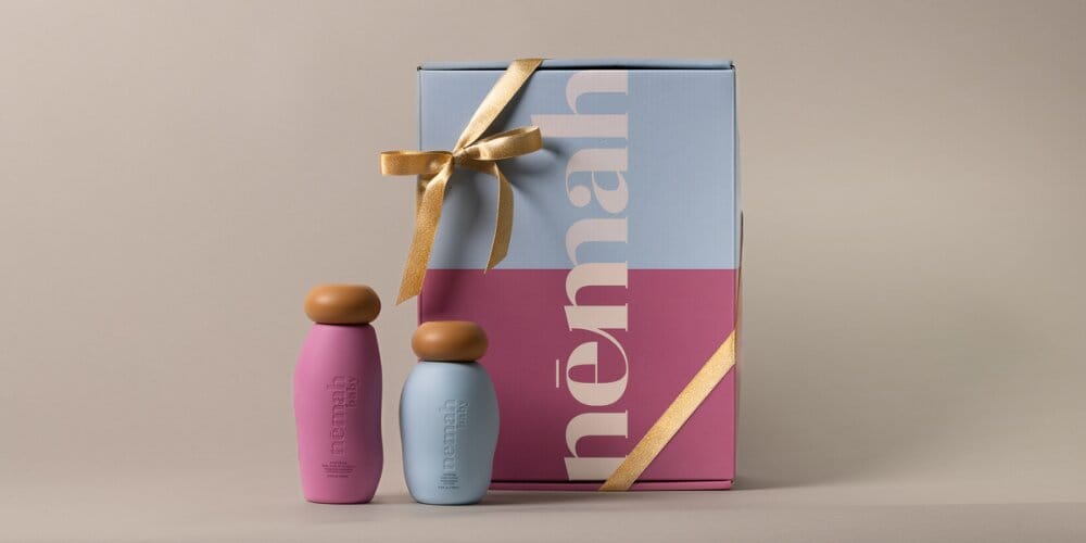 Kraft vs White Custom Mailer Boxes: Which Material Is Right for Your Brand?
