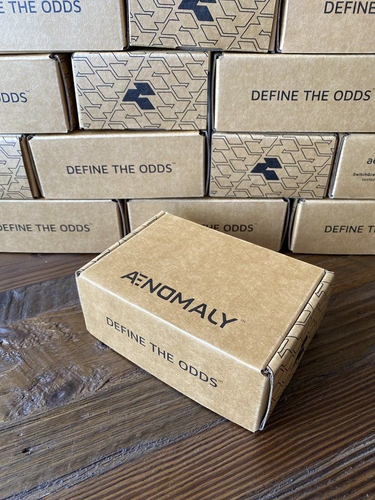 Aenomaly Constructs Kraft Mailer Boxes with Print