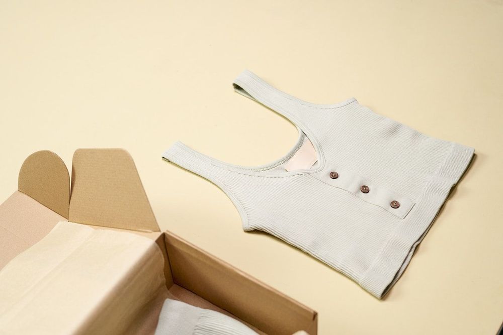 Create You Own Custom Clothing Packaging