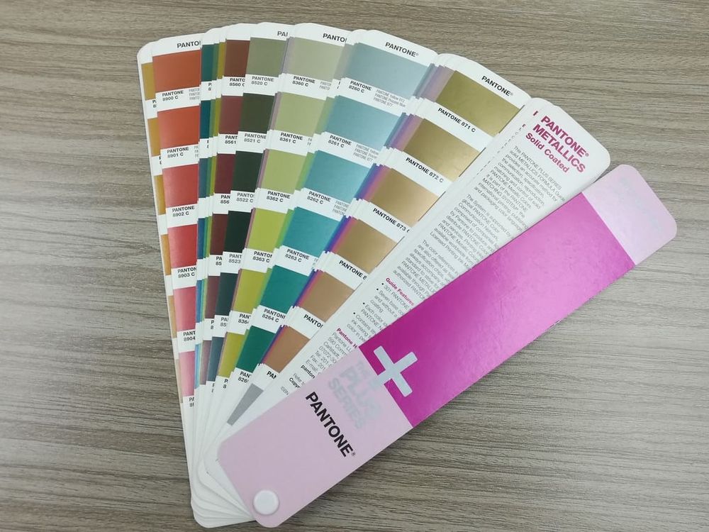Customizable Pantone Coated Colour Chart