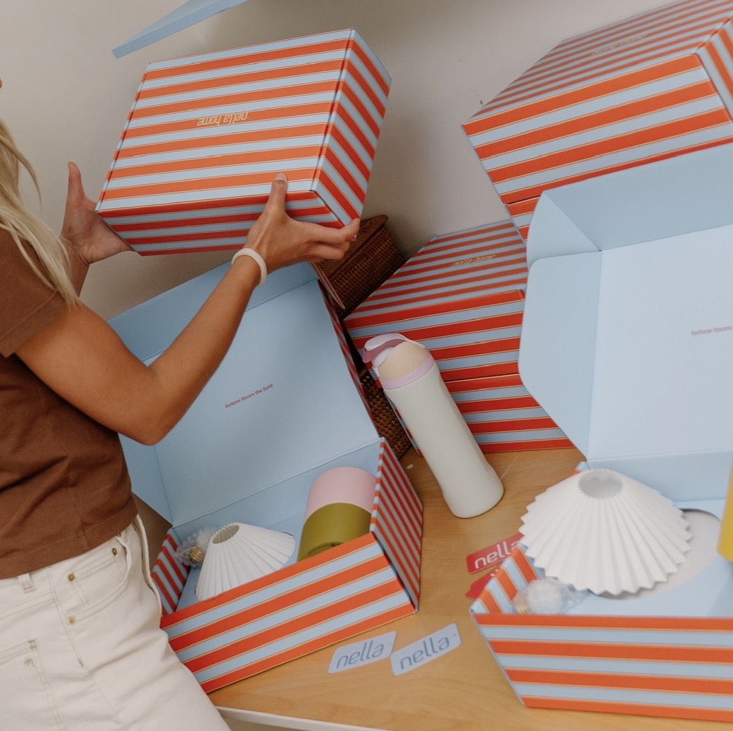 Nella Home Custom Mailer Boxes with Custom Box Inserts