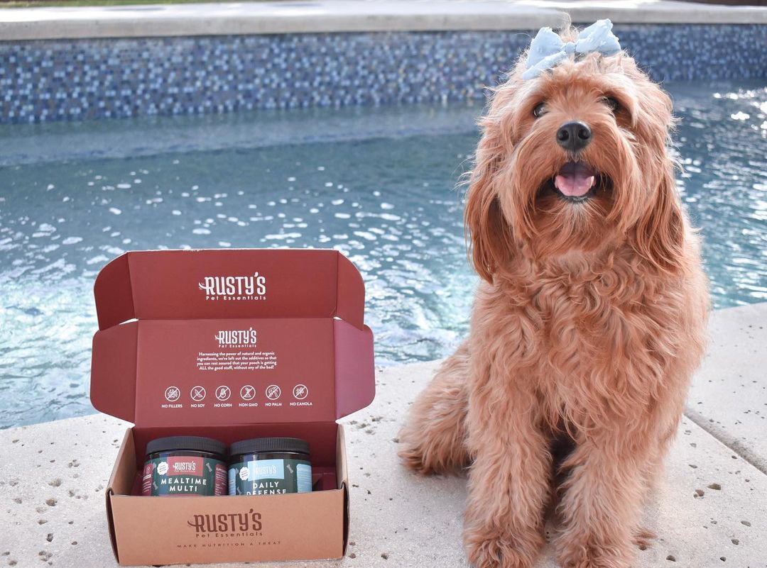 Rusty's Pet Essential Starter Kit Packaging with Dog