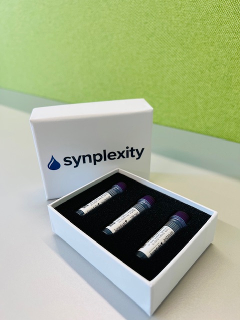 SynPlexity Full Cover Rigid Box with Foam Inserts